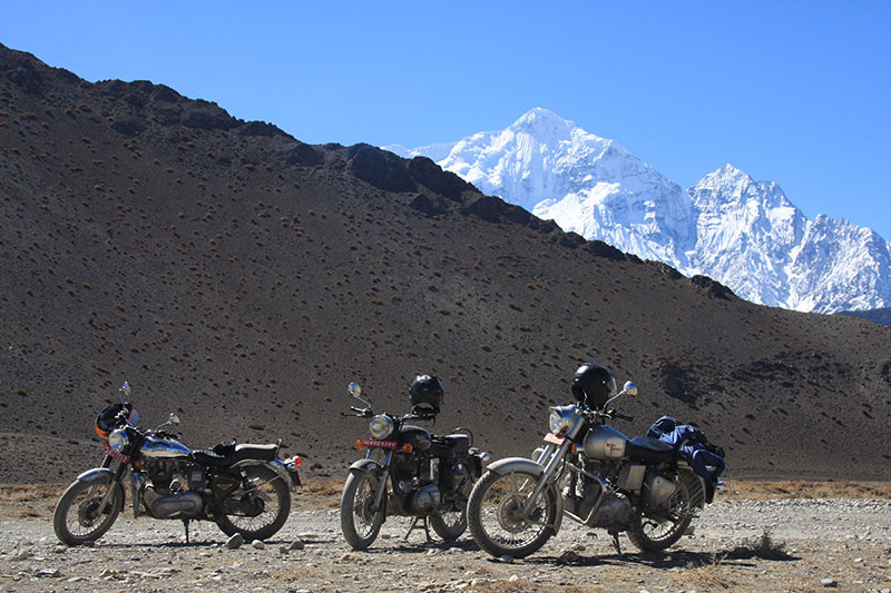 biking in nepal