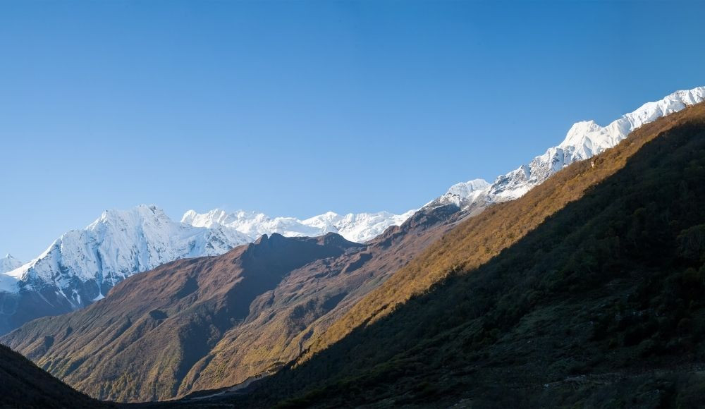Manaslu Valley Trek