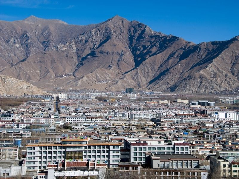 lhasa everest base camp tour itinerary